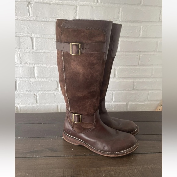UGG Shoes - EUC UGG Dunwich Brown Leather Boots Buckle Hook Loop Knee High Winter Boots Sz 8